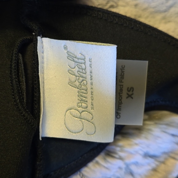 Bombshell sportswear black power gloss bra sz XS NWOT - Picture 7 of 7